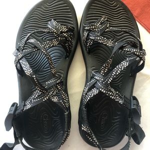 Black and White Chacos - size 7W